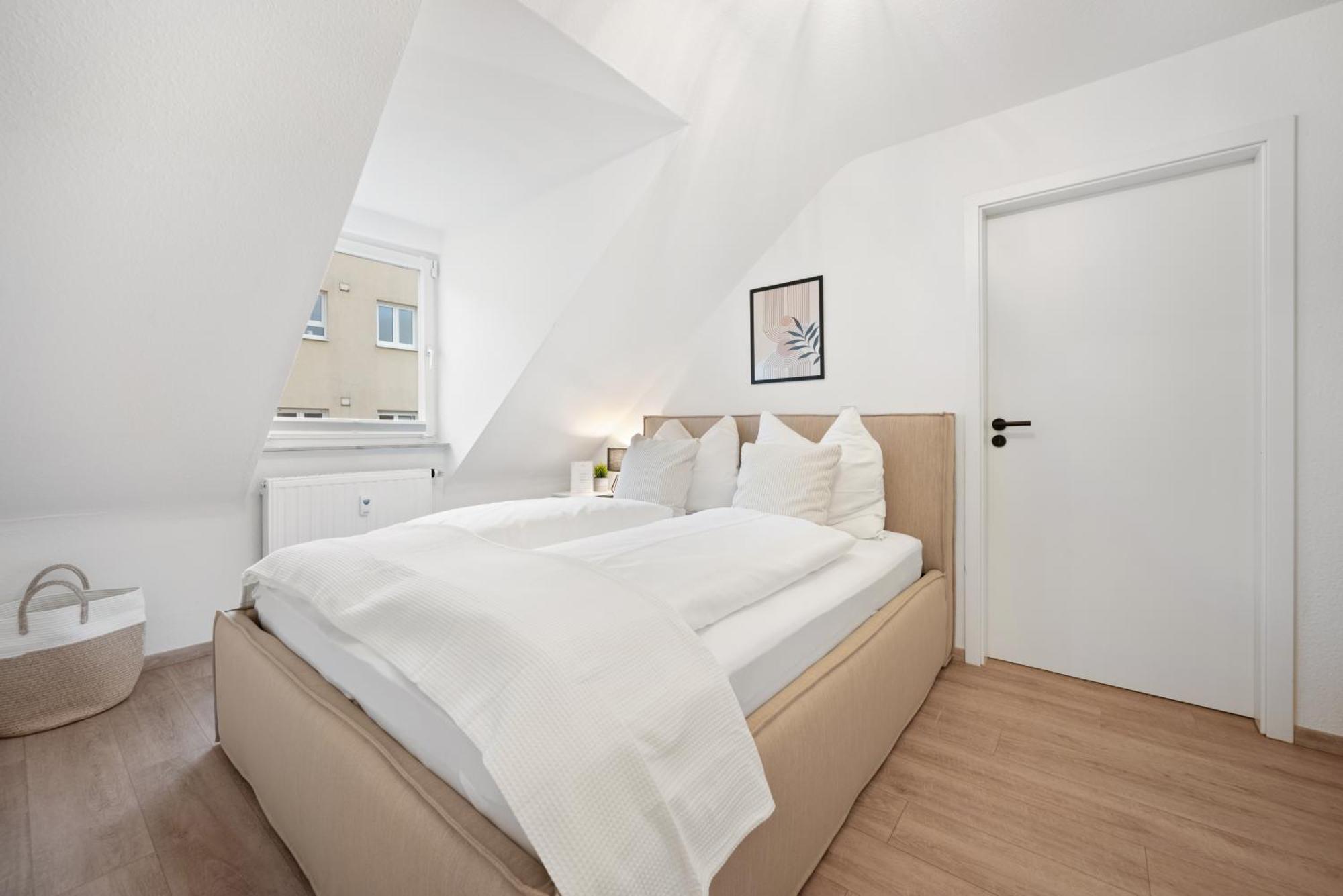Malu Rooms - Im Stadtzentrum, Smarttv, Netflix, 24H Checkin ลุดวิกสบูร์ก ภายนอก รูปภาพ